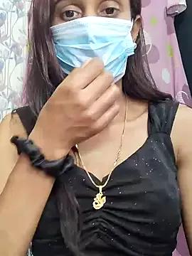 Saharaa from StripChat