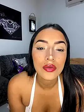 SaharQamar from StripChat is Freechat