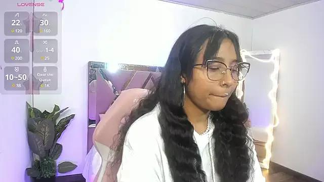 Sakuraa_tay from StripChat is Freechat