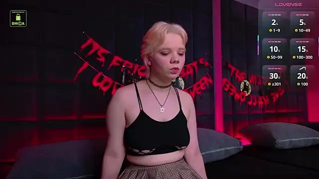 Sally_Katz from StripChat