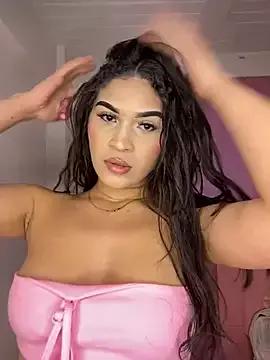 Samanta-Pink from StripChat is Freechat