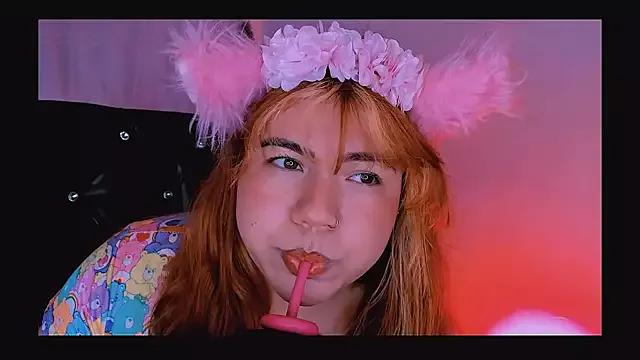 Samanta_cutee from StripChat