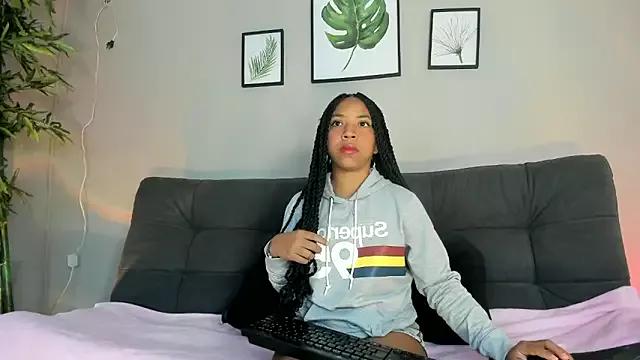 samantaa_cruz from StripChat is Freechat