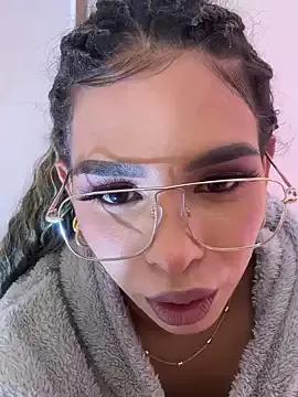 Samantha_Bernardo from StripChat
