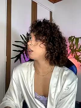 Samantha_Bernardo from StripChat