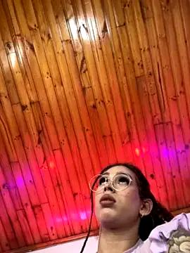 Samantha_Bernardo from StripChat