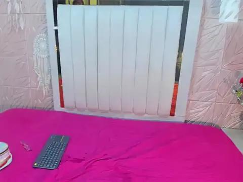 Samantha_Keem from StripChat is Freechat
