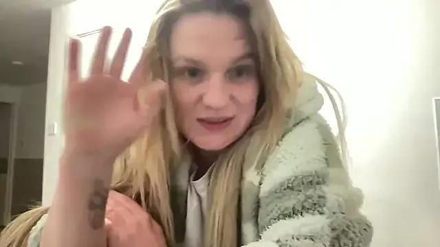samanthaalice from StripChat