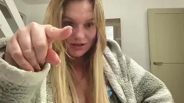 samanthaalice from StripChat