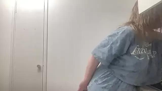samanthaalice from StripChat