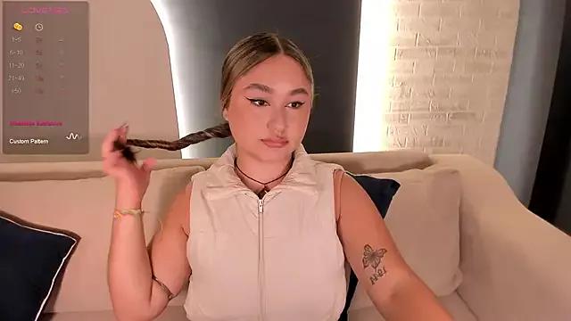 Checkout girls naked models with similar nickname. Cute sexy Free Models.
