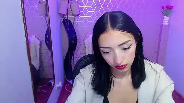 SamanthaRiot from StripChat is Freechat