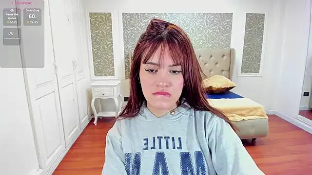 Sami_Russel from StripChat is Freechat