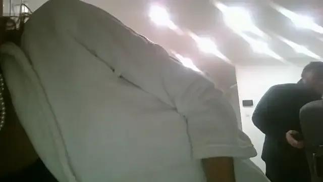 samia42 from StripChat is Freechat