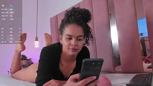 Sammy_azcarate from StripChat is Freechat