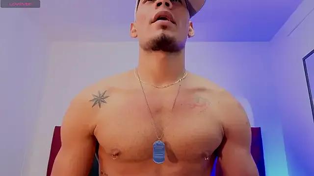 Samuel_Up from StripChat is Freechat