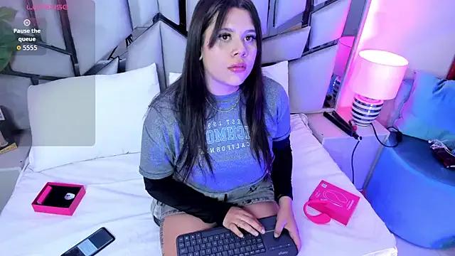 Checkout girls naked models with similar nickname. Cute sexy Free Models.