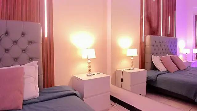 Sara_Belmont1 from StripChat is Freechat