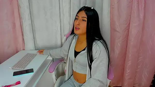 Sara_cloudy2 from StripChat is Freechat