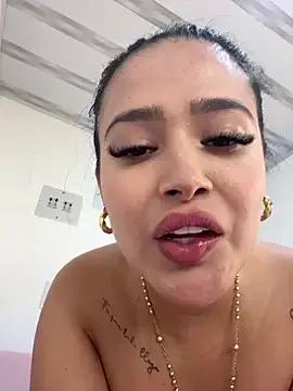 Sara_fun from StripChat
