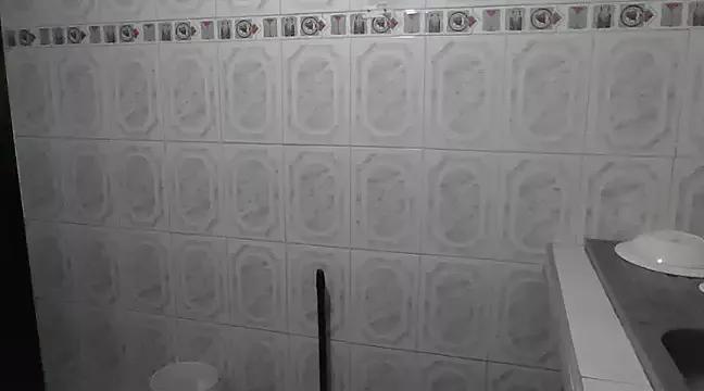 Sara_Paolaaa from StripChat