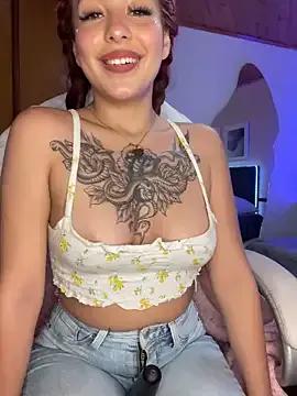 Sara_pink18 from StripChat is Freechat