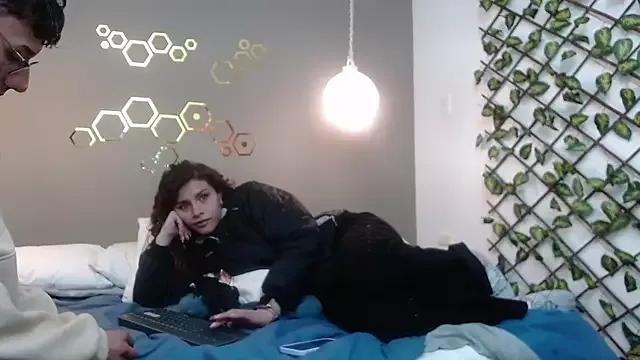 Sarabubbie from StripChat is Freechat