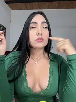 Sarahballiston_ from StripChat is Freechat