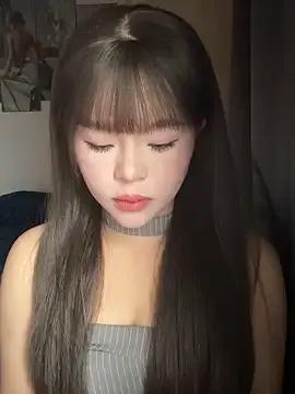 SarahBeii from StripChat is Freechat