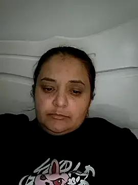 Sarahhh1987 from StripChat