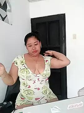 Sarahy- from StripChat is Freechat