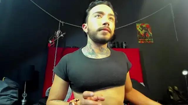 Saralefth from StripChat