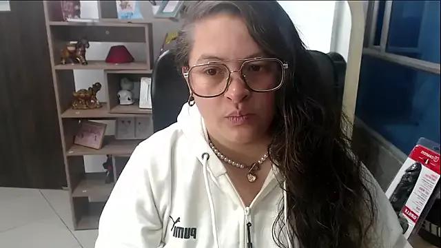 SaraThomso from StripChat