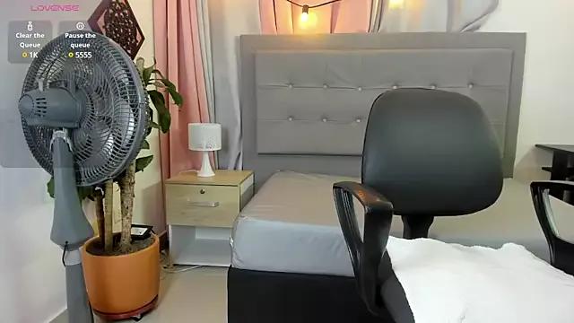 Checkout girls naked models with similar nickname. Cute sexy Free Models.