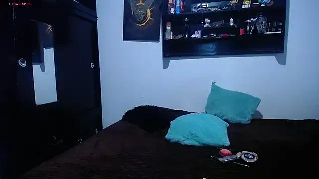 sarayy_collins1 from StripChat is Freechat