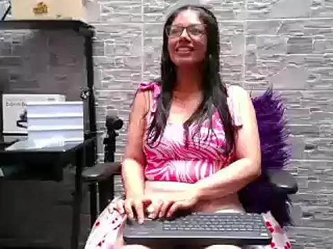 sasha-star11 from StripChat