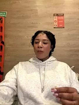 sasha__liciosa from StripChat