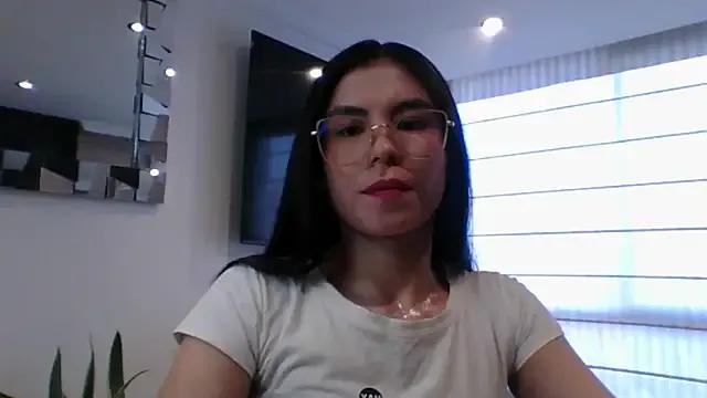 sasha_jonne from StripChat is Freechat