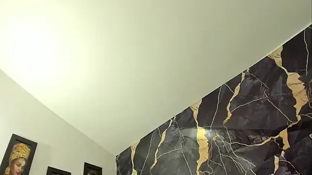 Sashaa777 on StripChat 