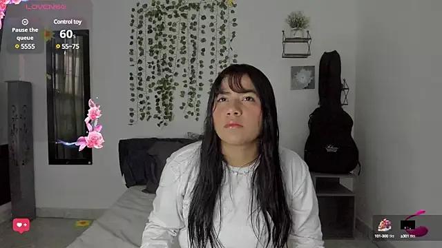 SashaBelleX from StripChat is Freechat