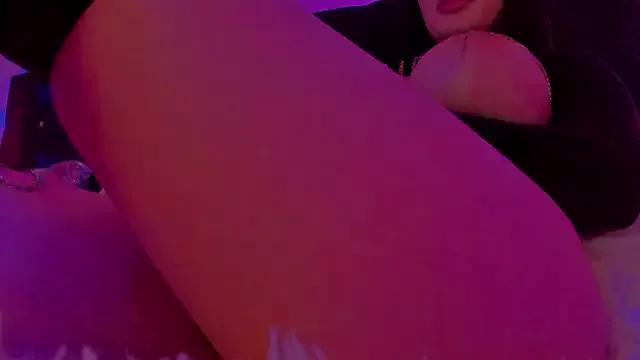 SashaChase from StripChat