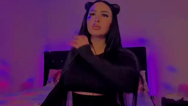 SashaChase from StripChat