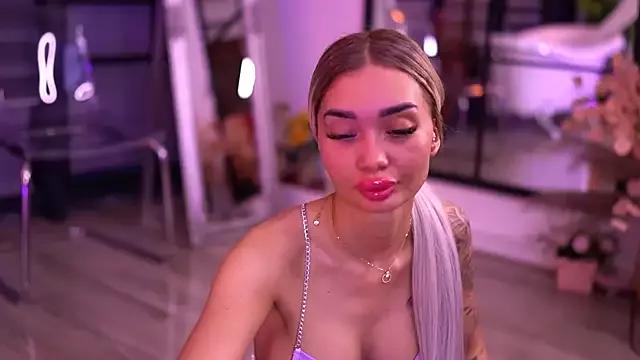 Checkout girls naked models with similar nickname. Cute sexy Free Models.