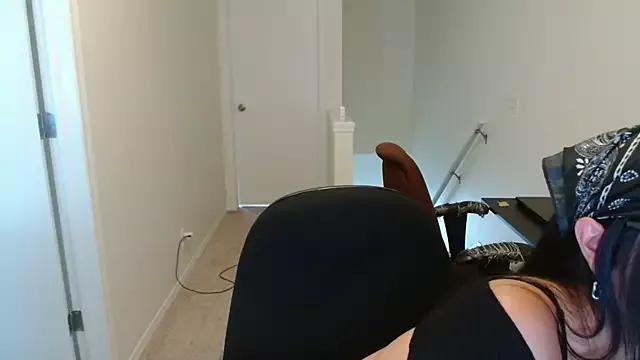 Sassy_Latina from StripChat