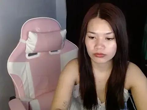 SassyRhonnaxxx from StripChat is Freechat