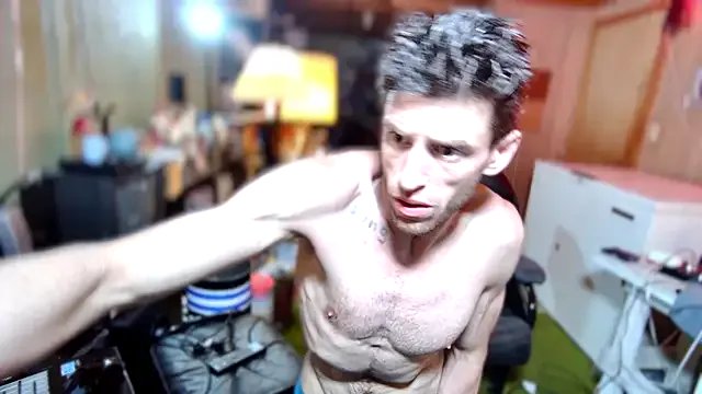 savageconfidence on StripChat 