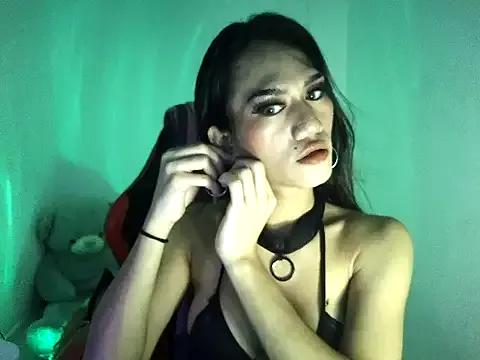 Savana_Maison from StripChat