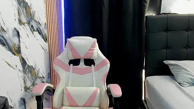 Scarlet_DLuce from StripChat is Freechat