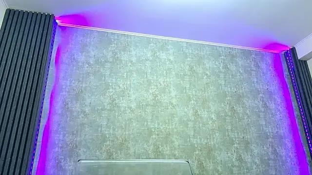 scarleteyes_ from StripChat is Freechat