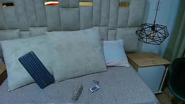 Scarlett_Vegaa from StripChat is Freechat